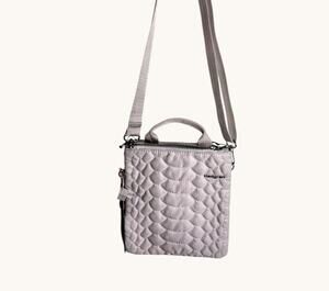 NWT Hedgren Nancy Alabaster Quilted Crossbody Bag